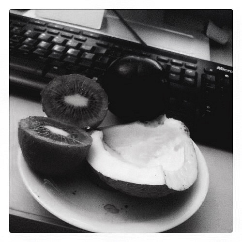 SNACK WHILE WORKING