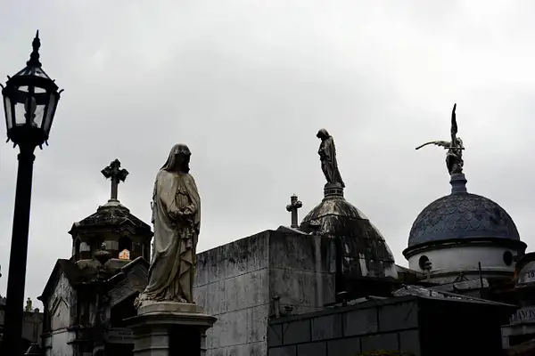 La Recoleta Cemetery, Buenos Aires by Photogenics
