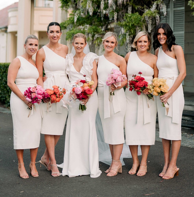 The Bride and her 5 Best Ladies