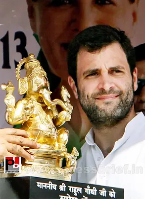 Rahul Gandhi in Aligarh; seeks support for Congress