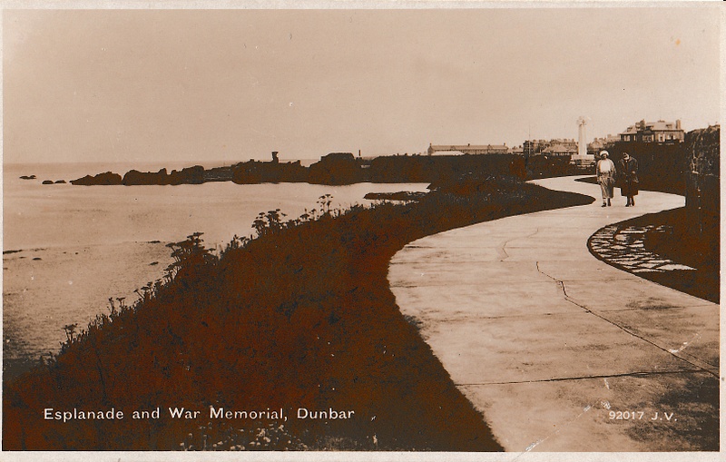 Esplanade and War Memorial, Dunbar