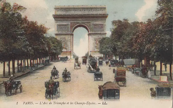 Paris, L'Arc de Triomphe et la Champs-Elysee by Stuart...