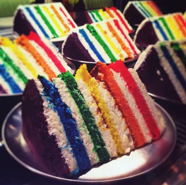 rainbow cake by Gabriel le Roux