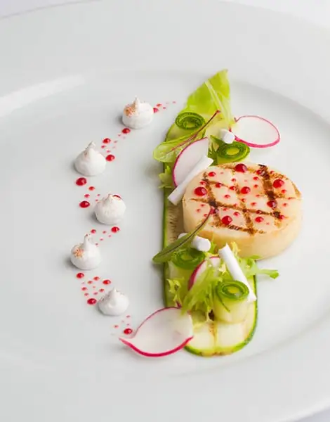 scallop with courgette by Gabriel le Roux