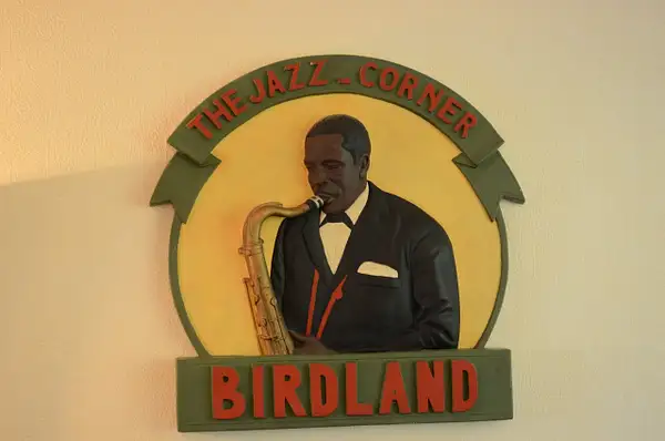 03. Wandbord, The jazz corner Birdland, 73x74 cm, 3D met...