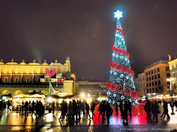 [CITY] [POLAND] Christmas Illuminations in Kraków...