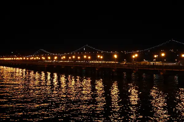 Bay Bridge uuden vuoden yönä by hannajamikko