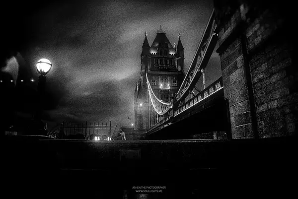 London_TowerBridge by -Ashen-