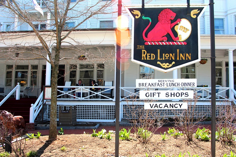 Red Lion 1