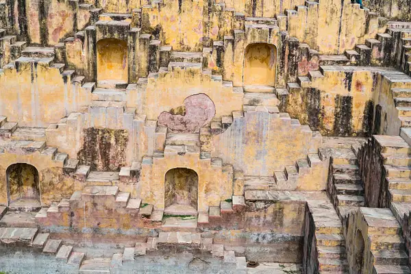 Stepwell,_Jaipur by FotoClaveGallery2017