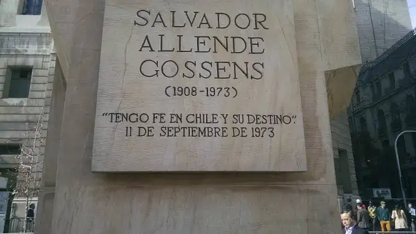 Monument to Allende