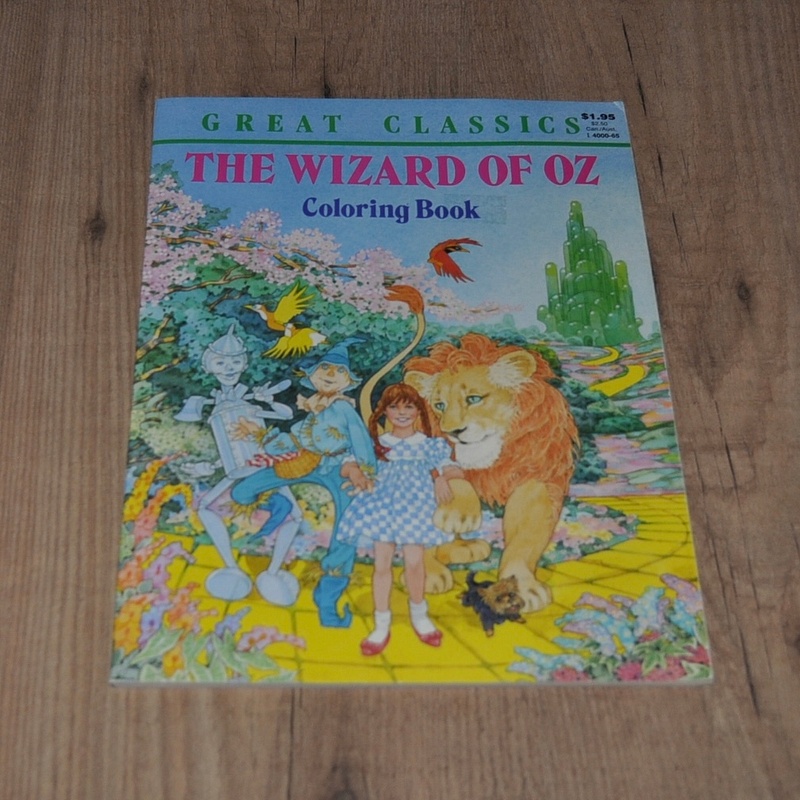 **** vintage livre coloriage magicien d'oz 25$(NEUF , 1986)
