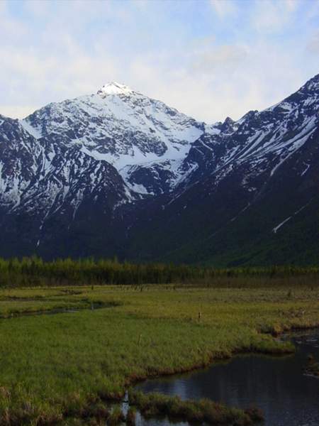 Eagle_River_Valley_from_end_of_road by WillWright