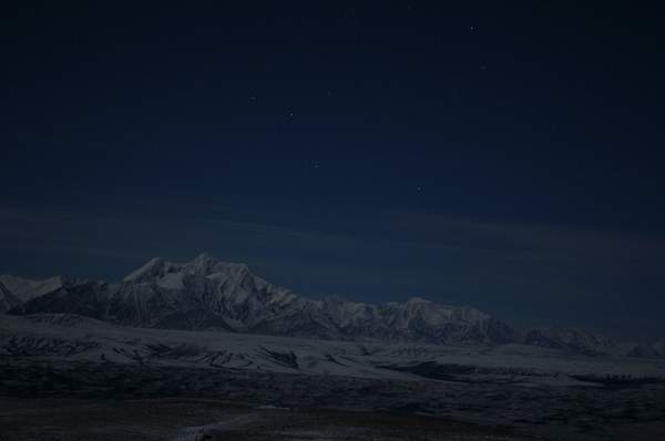 Mt._Hayes_from_Donnelly_Dome_at_night by WillWright
