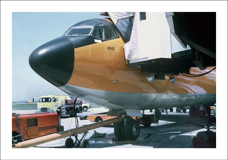 Braniff Airways Boeing 707-327C