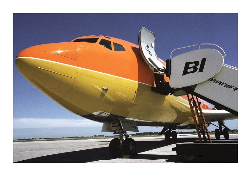 Braniff Airways Boeing 727-100 cv
