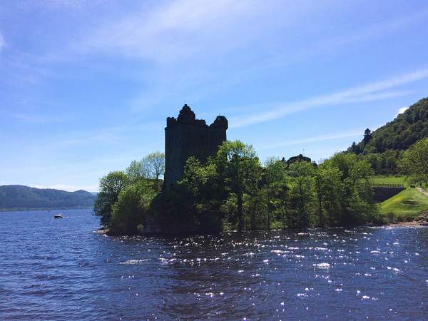 Urquhart Castle by Andromeda