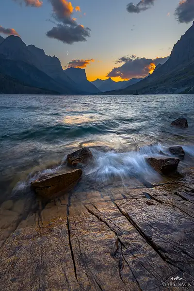 Sunset in Glacier NP by garynack