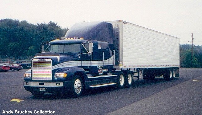 1997 Freightliner FLD-120