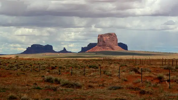 Monument Valley by Ron Meade
