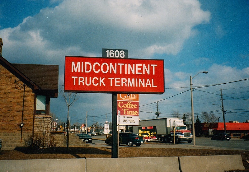 MIDCON  Sign on Queensway
