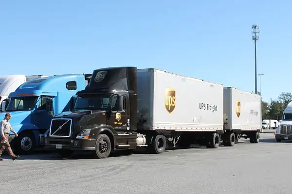 UPS Freight by RobertArcher