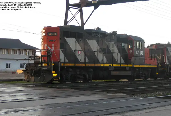 CN 4110 switching at Oakville - May 5 2011 by...