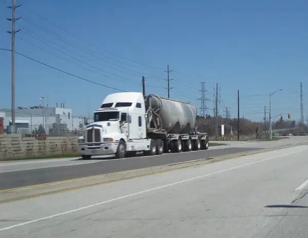 T600 Kenworth on Royal Windsor Drive.5-5-11 by...