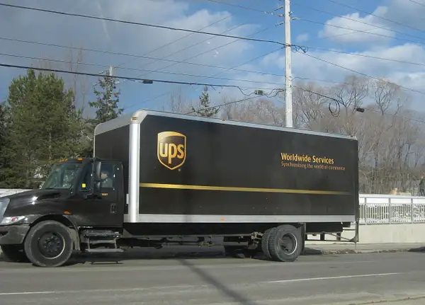 UPS Straight Truck by RobertArcher