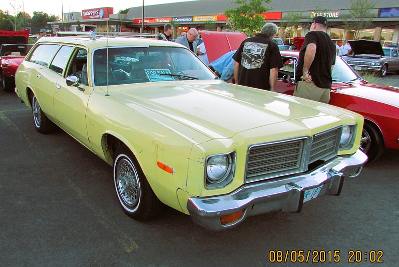 Applewood early 70's Dodge Wagon