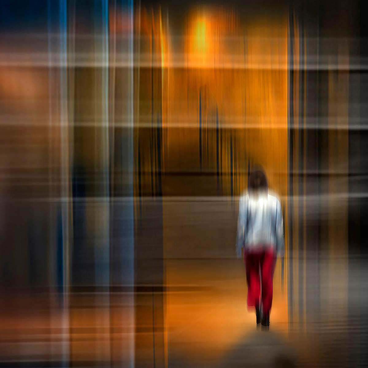 Discover Intentional Camera Movement Techniques | Roxanne Bouché