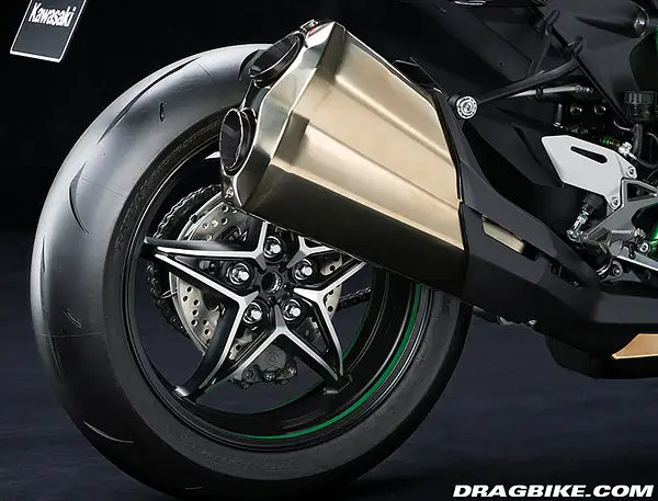 2015 Kawasaki Ninja H2 - Street Version by Dragbike