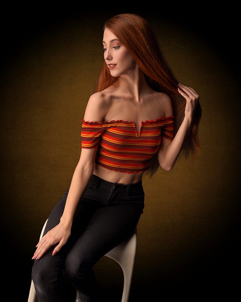 Daria-model-portrait-session-2 - Model / Actor - LuminousLight