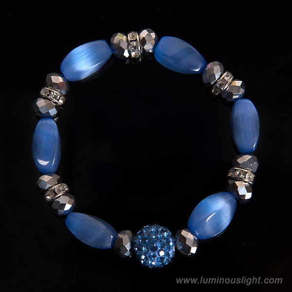Blue-Bracelet-Jewellery - Product Photography Toronto GTA Luminous Light Photography