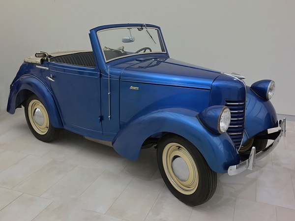 Vintage Car Blue - LuminousLight
