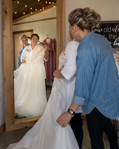 Bride and mother - Wedding  - Blackburn Images Photography 