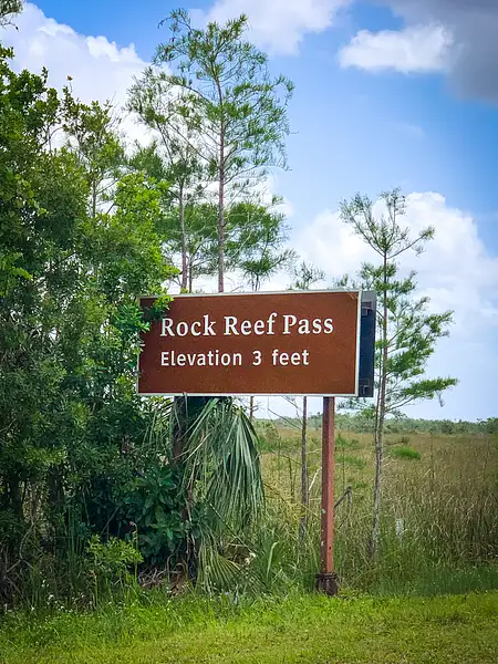 Rock Reef Pass by BlackburnImages