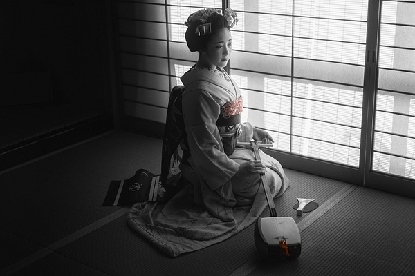 sereneGeisha-1 - Japan in Autumn - Kirit Vora Photography 