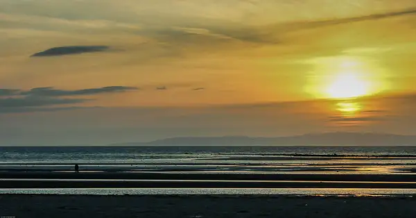Ayr Beach Sunset by ronnie-bell