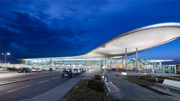 Flughafen Graz - Architectural photography -Delfino photography    