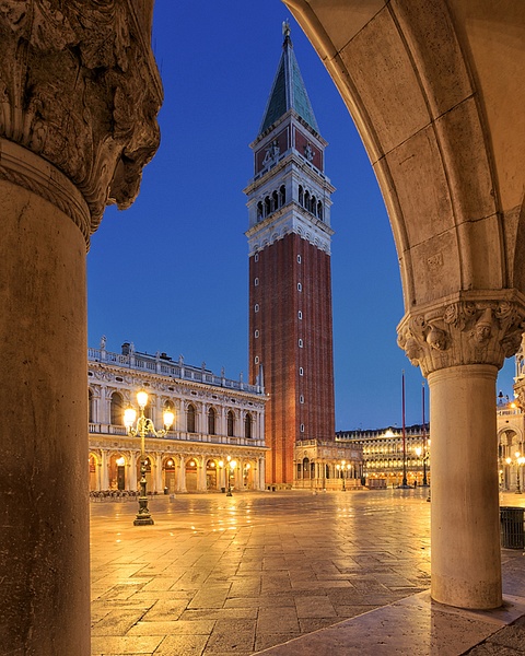 Marcus Tower Venice - Urban landscapes - Delfino Photography 