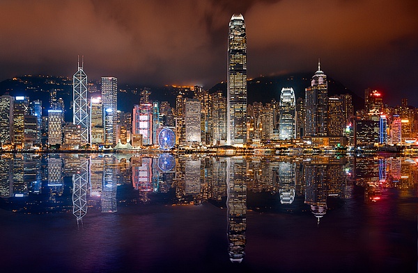 Hong Kong Skyline at night - Urban landscapes - Delfino Photography 