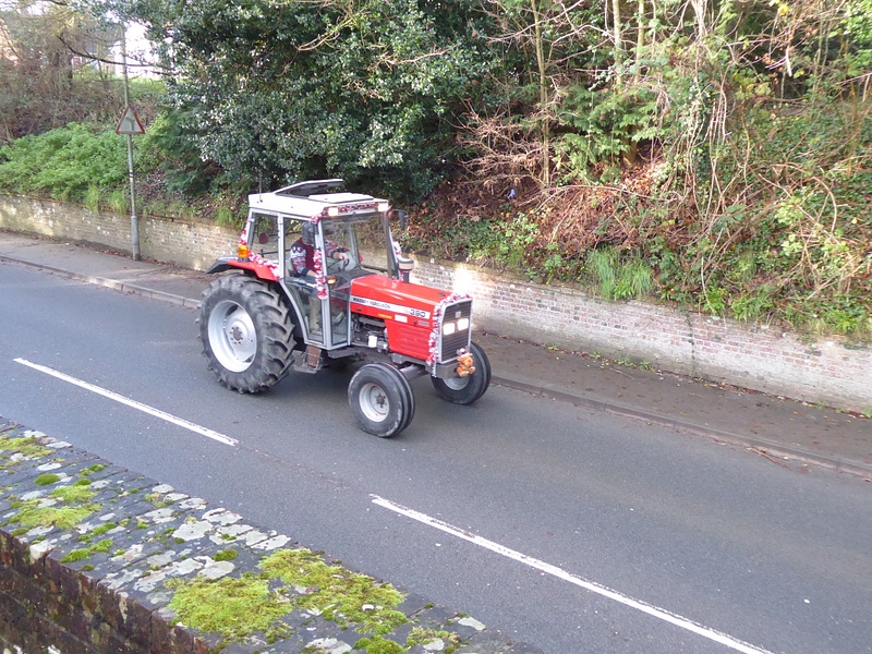 Tractors and Tinsel_wpl (4)