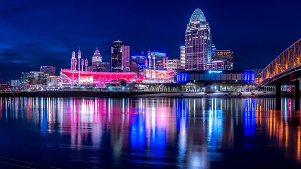 Cincinnati Skyline  Night-2 - Fred Copley Photography