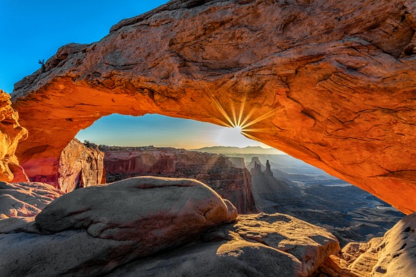 Mesa Arch Sunrise - John Roberts - Clicking With Nature®