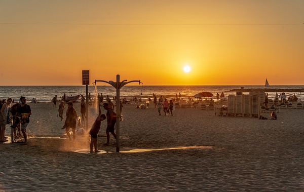 Sunset at the beach - Landscape - Hans Lie Photography 