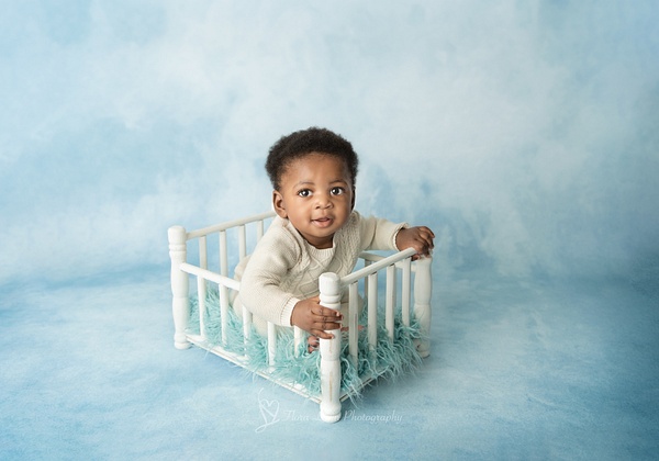 Flora_Levin-6 month boy sitter session - Flora Levin Photography 