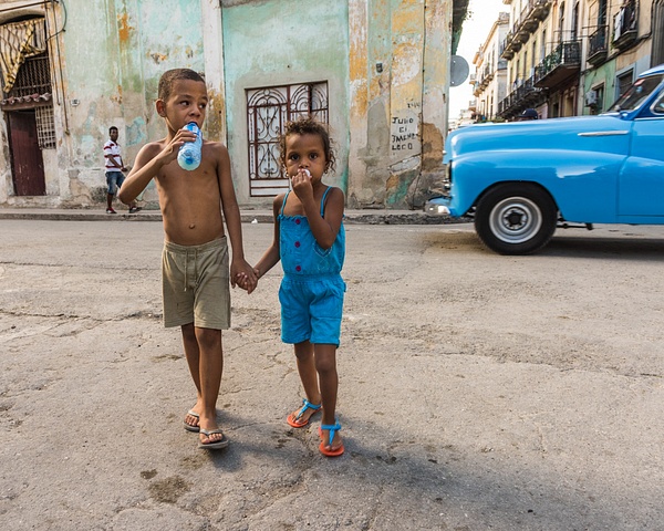 Havana Cuba_Brother Sister - Cuba - Sten Pechner 