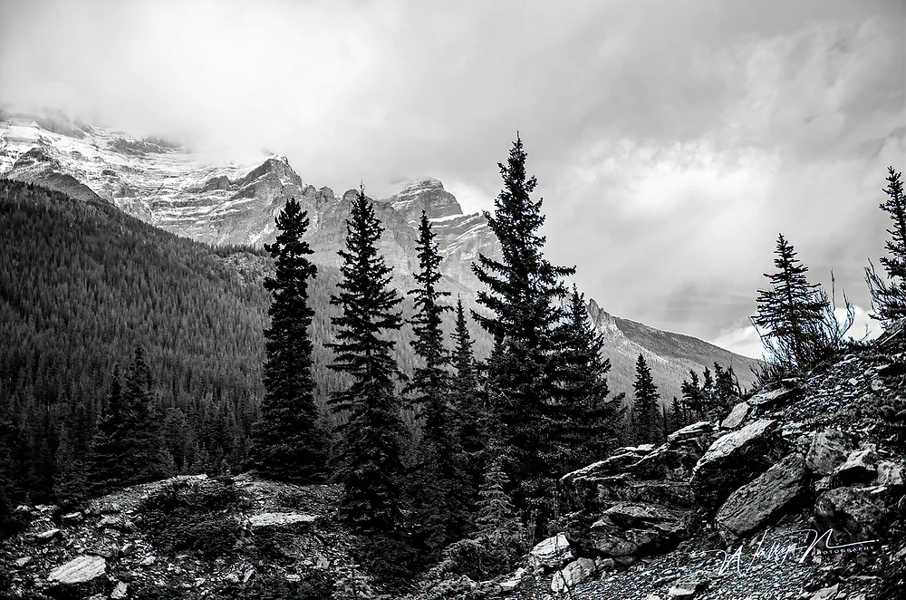 Moraine Lake Storm Clouds_DSC_5278