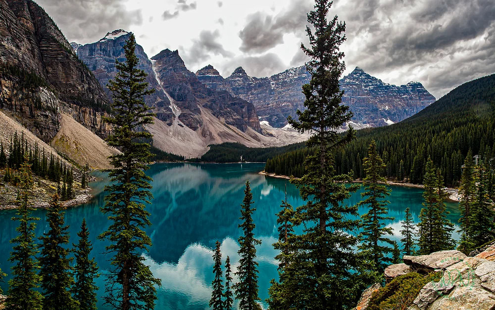 Morain Lake Panorama